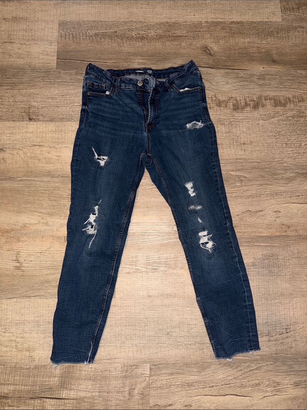 Old Navy Women's Dark Blue Distressed Skinny Jeans